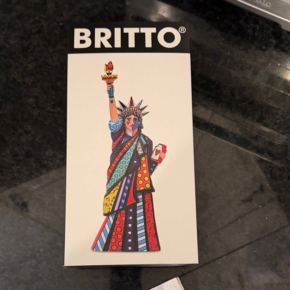 NWT Britto Colorful Statue of Liberty